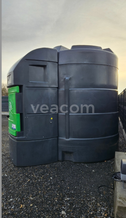 Online auction:   NÁDRŽ NA PHM FUEL MASTER 9000 L