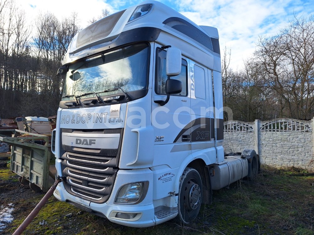 Online aukce: DAF  XF 460 FT