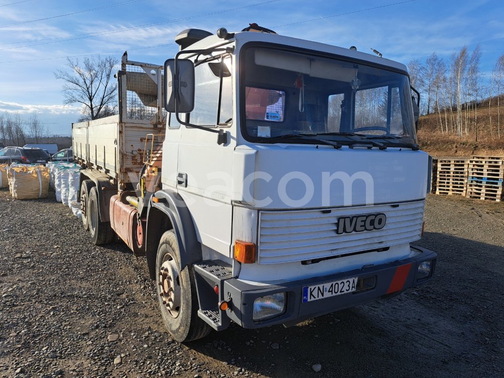 Інтернет-аукціон: IVECO  175-24 + HR