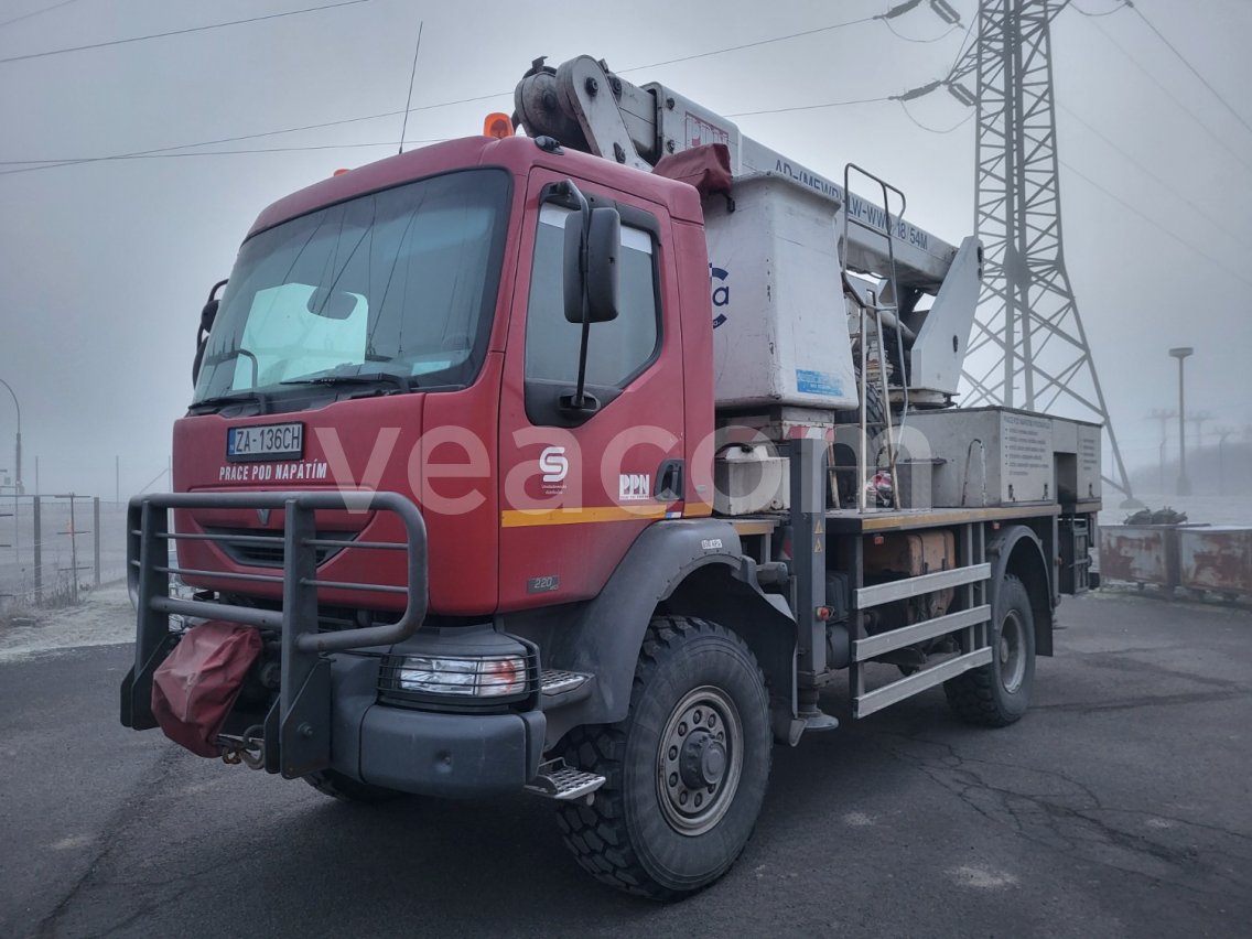 Online aukce: RENAULT  MIDLUM 220.14 4X4 + MP 18