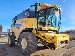 Online aukce: NEW HOLLAND  CX8080