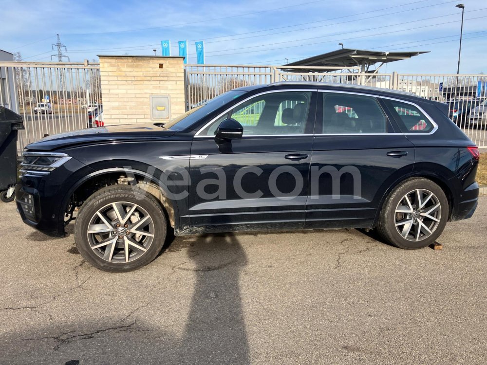 Online aukce: VOLKSWAGEN  TOUAREG 4X4