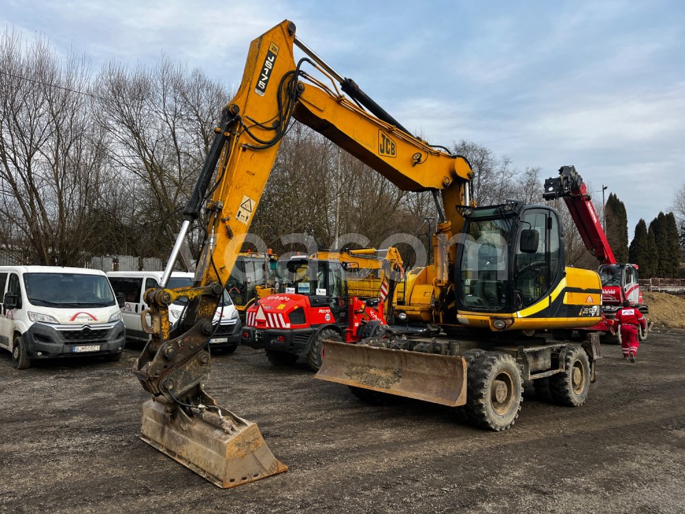 Online auction: JCB JS175 W