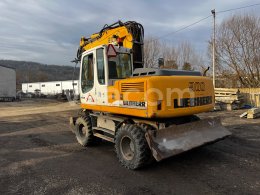 Online auction: LIEBHERR A900 C LITRONIC 