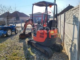 Aukcja internetowa: YANMAR  VIO 17