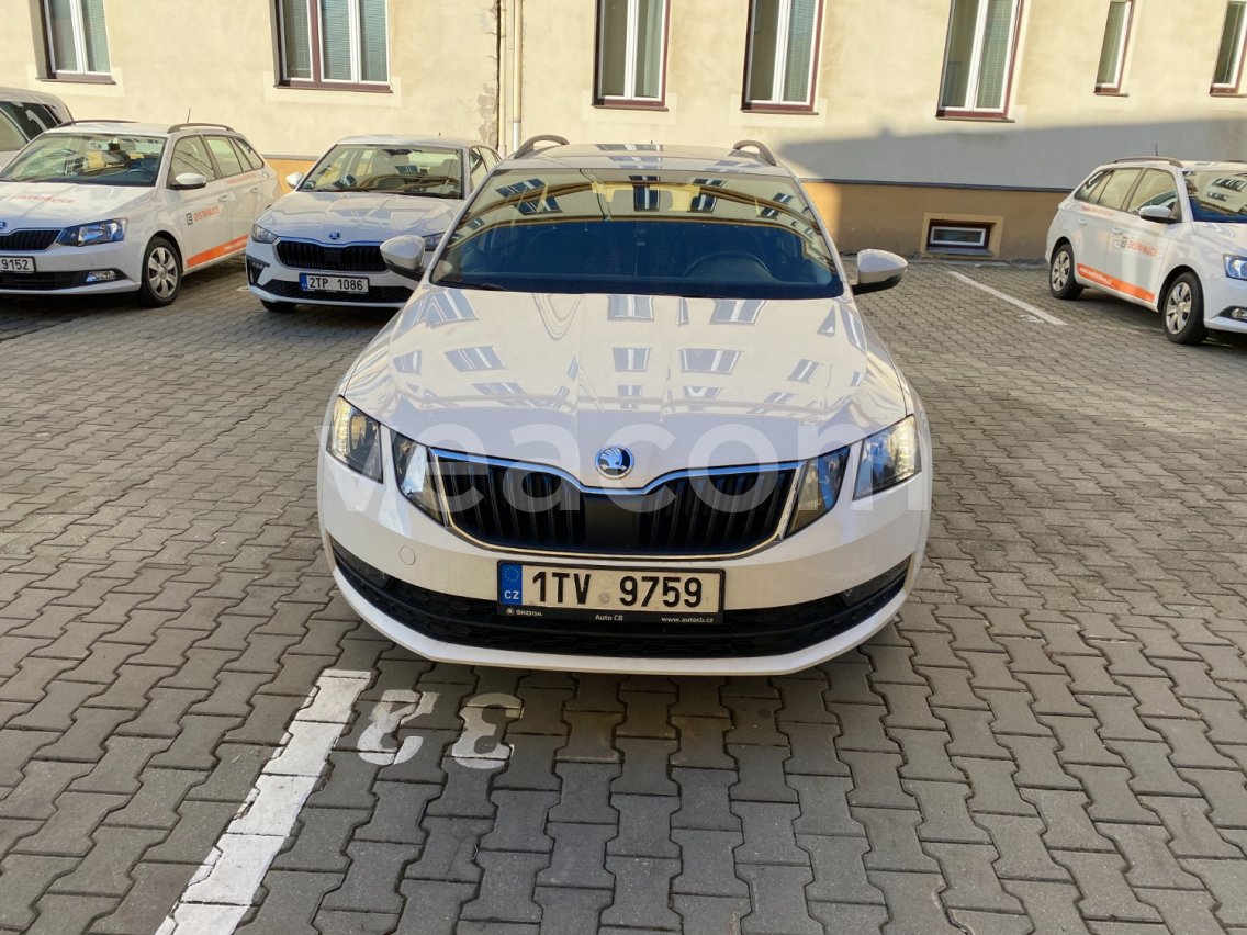 Online aukce: ŠKODA  OCTAVIA