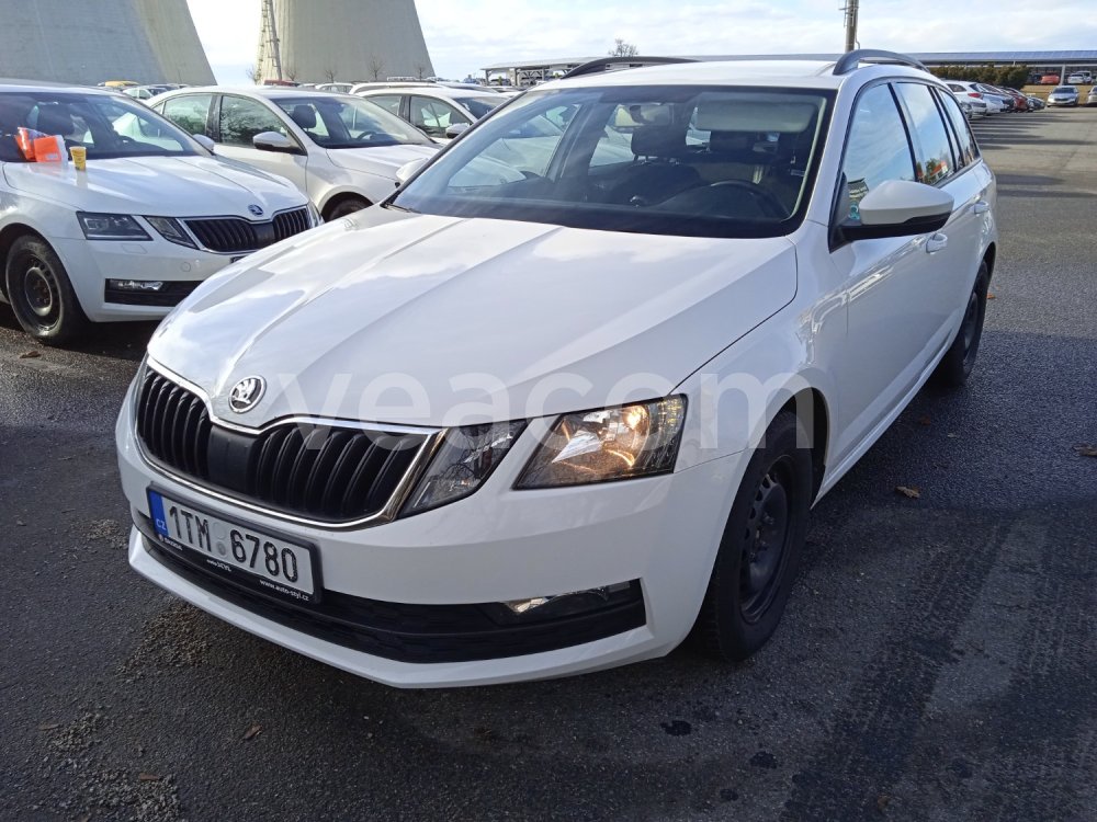 Online auction: ŠKODA  OCTAVIA