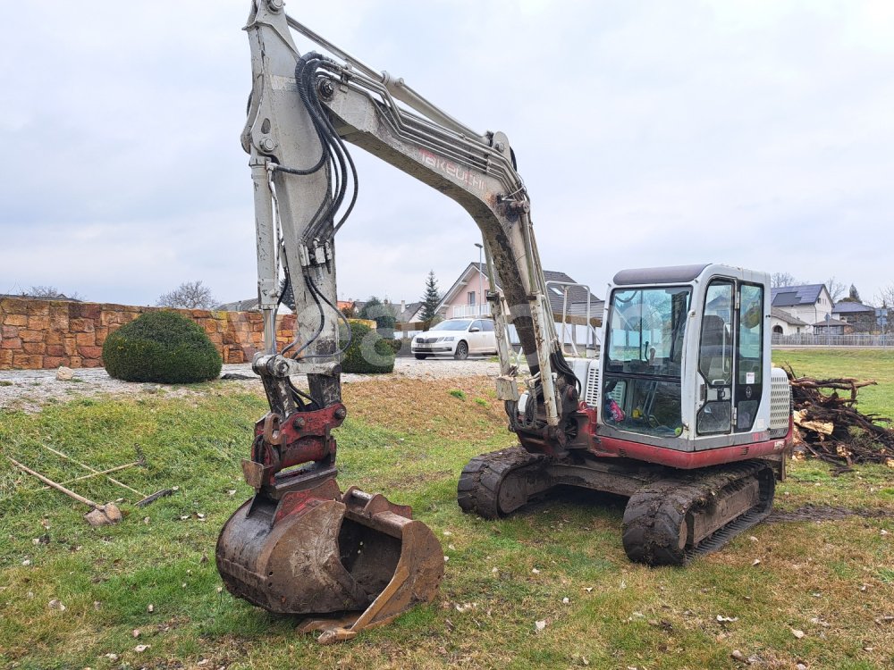 Online aukce: TAKEUCHI  TB 175