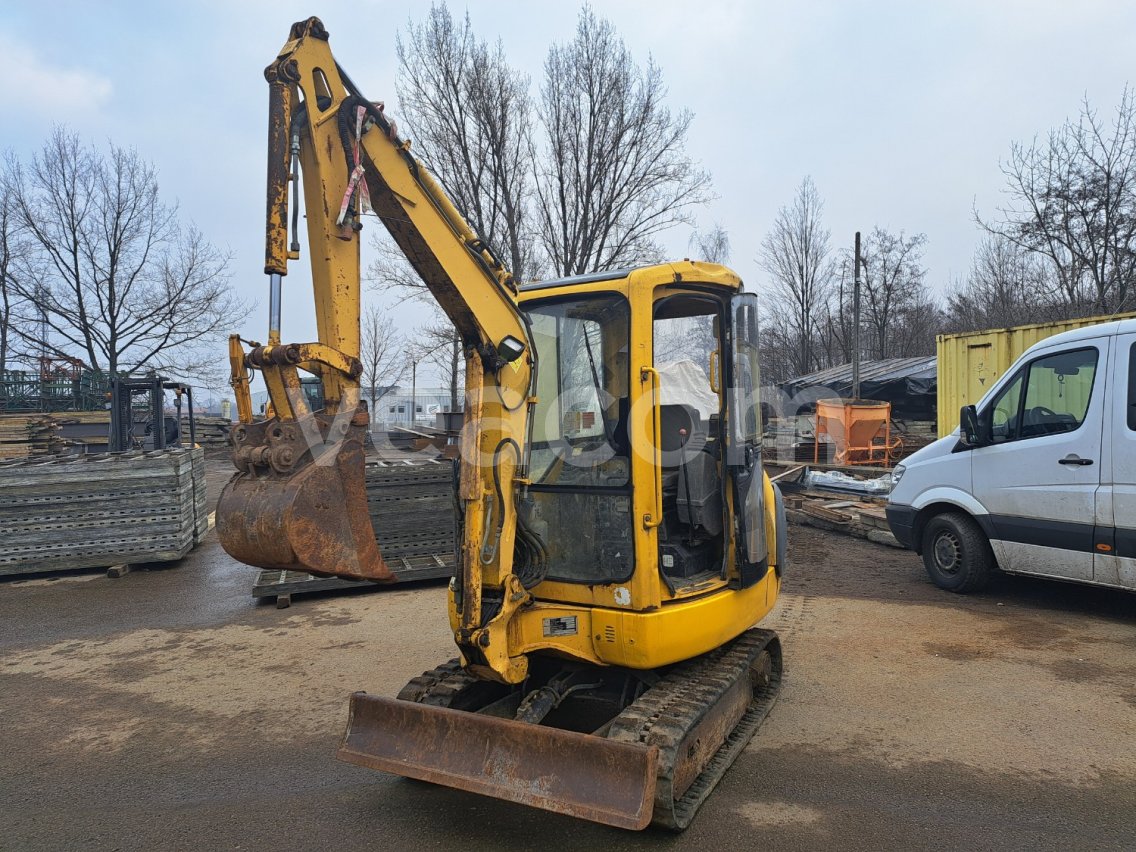 Online aukce: KOMATSU  PC20R-8