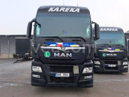 Online auction: MAN  TGX 24.440 6X2 + KRONE BOX 04 ZZ CARRIER