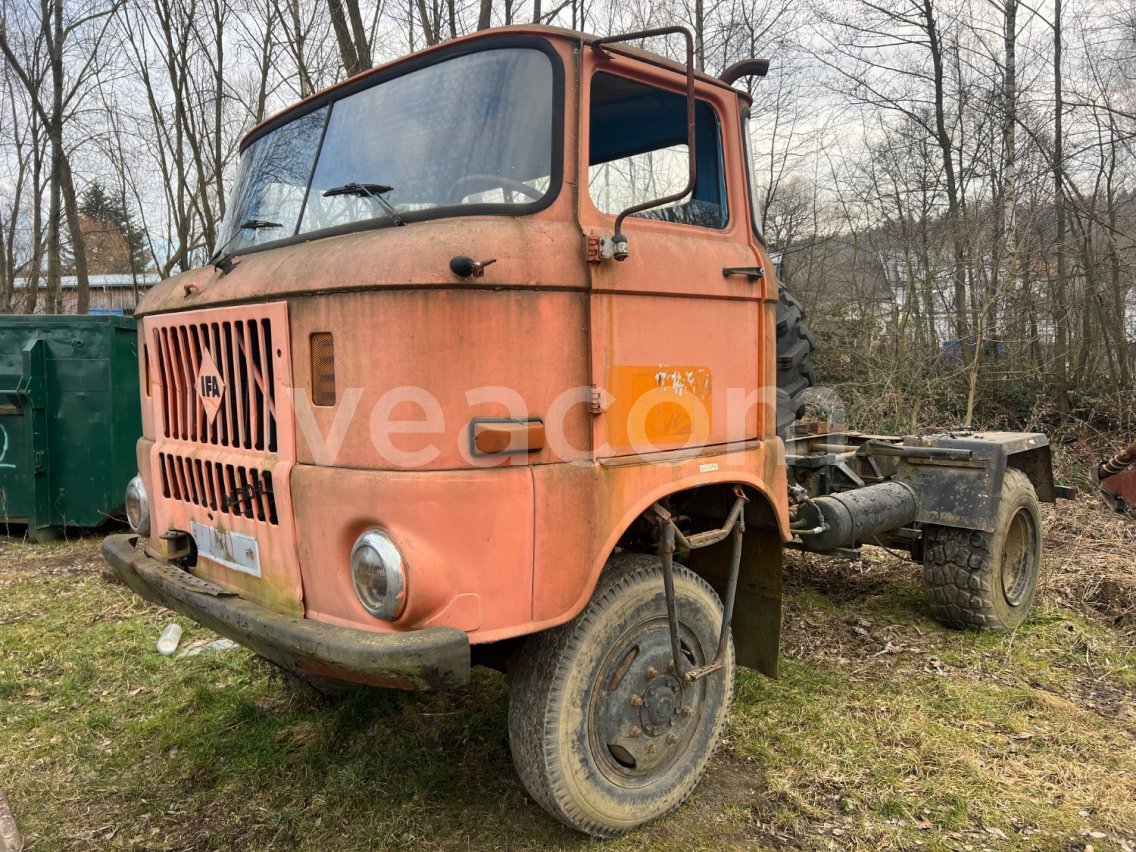 Online auction: AGRO  IFA  W50