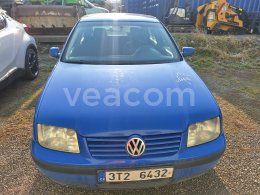 Online auction: VOLKSWAGEN  BORA