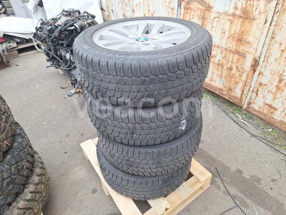 Online auction:   BRIDGESTONE BLIZZAK LM-25, 205/55 ZR16