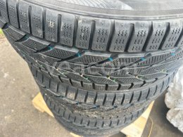 Online auction:   TOYO SNOWPROX S 953, 215/50 R18