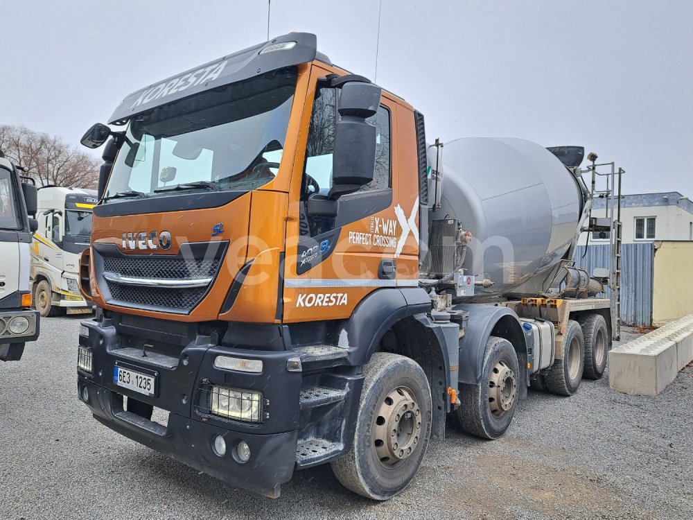 Online auction: IVECO  MAGIRUS 8X4