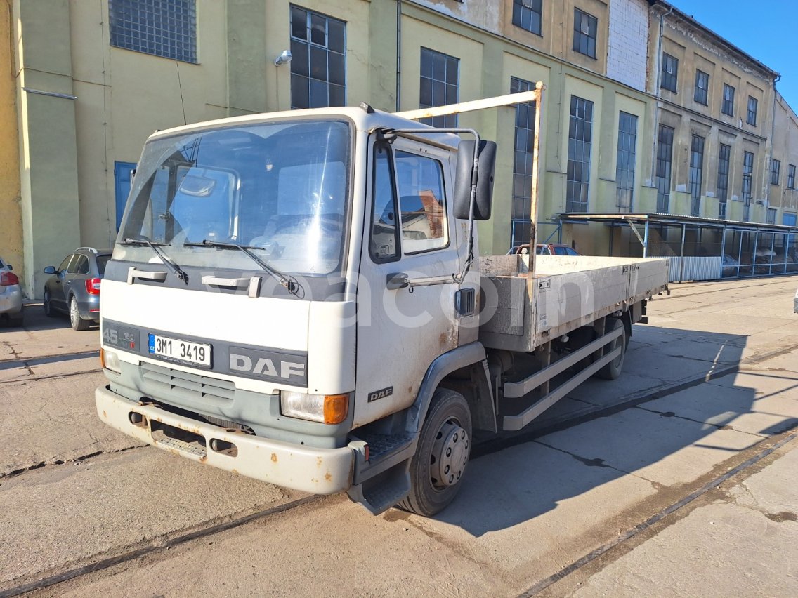 Online auction: DAF  45.160