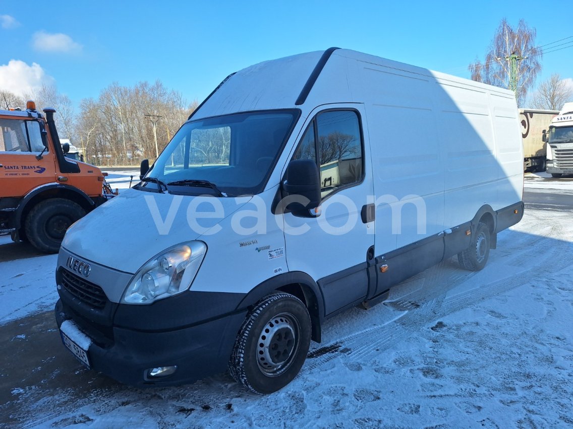 Online auction: IVECO  DAILY 35S14GV