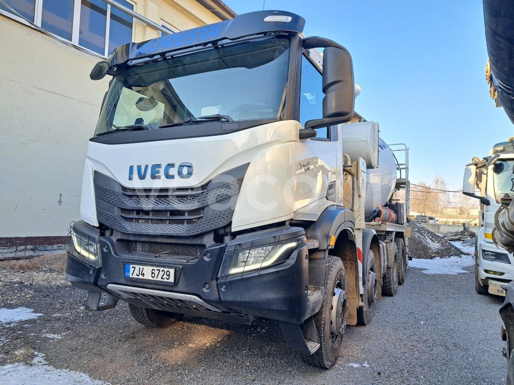 Online auction: IVECO  AD410T 8X4 + SERMAC BG7C08-80-80