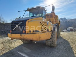 Online aukce: VOLVO  A40D