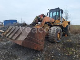 Online aukce: CASE  821 4X4