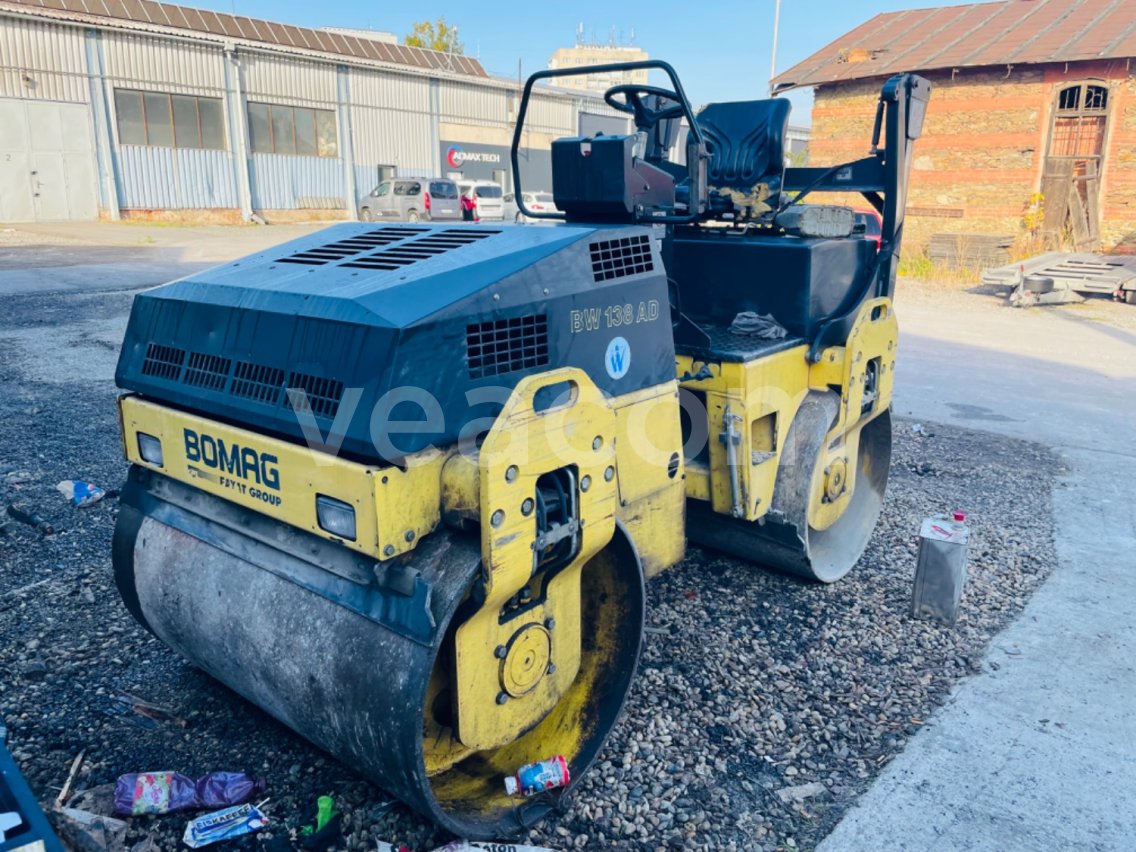 Online auction:   BOMAG BW 138 AD