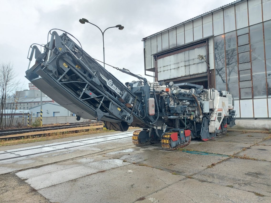 Online-Versteigerung: WIRTGEN  W 2200