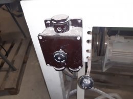 Online-Versteigerung:   Kuličský stroj - stroj na leštění olovnatého skla č.8