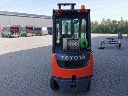 Online auction: TOYOTA  02 - 8FGF15