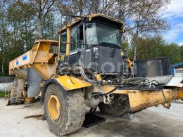 Online aukce: VOLVO  A250