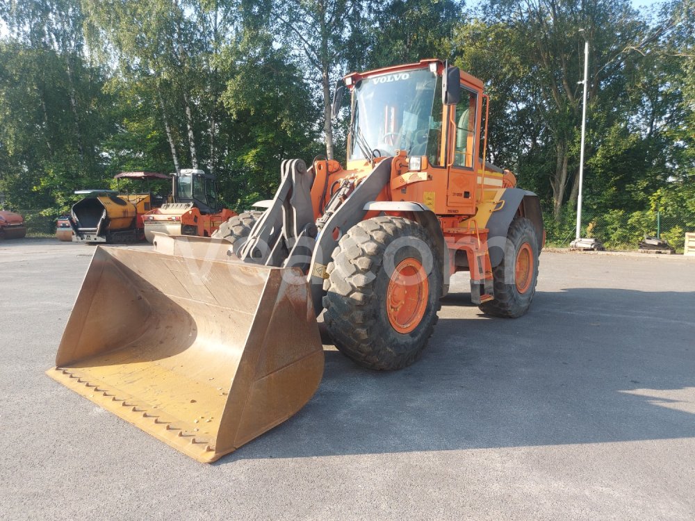 Online aukce: VOLVO  L60E