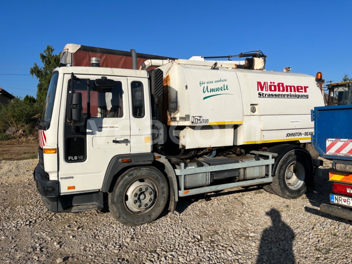 Online auction: VOLVO  FL6 15