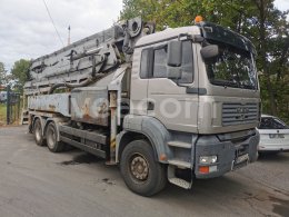 Online auction: MAN  TGA 33.400 6X4 + KCP 38